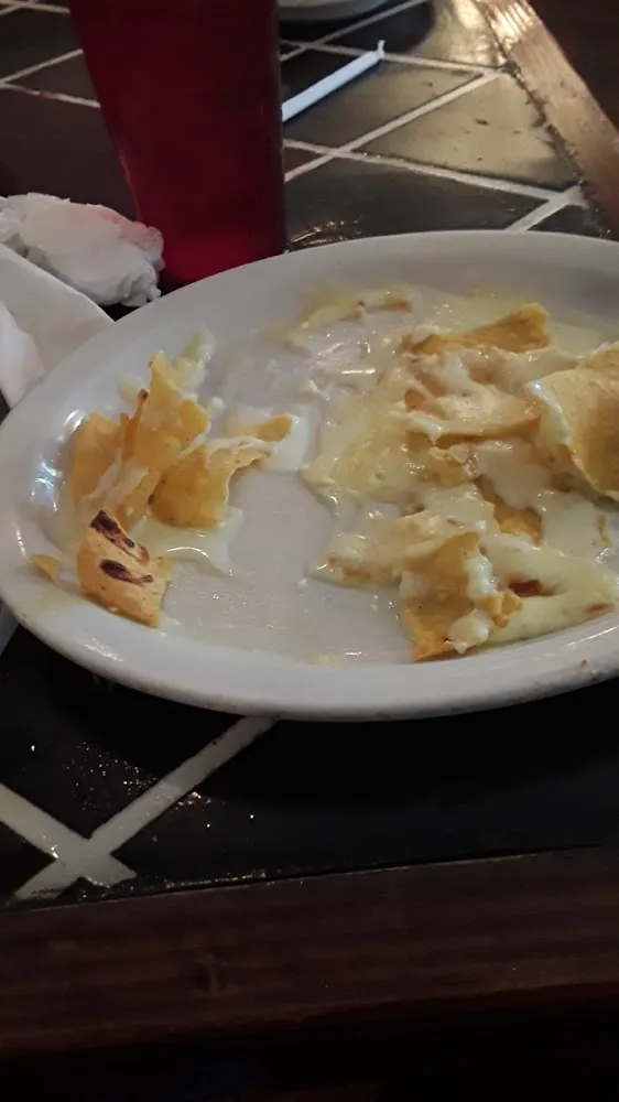 Nachos Used the White Quesa